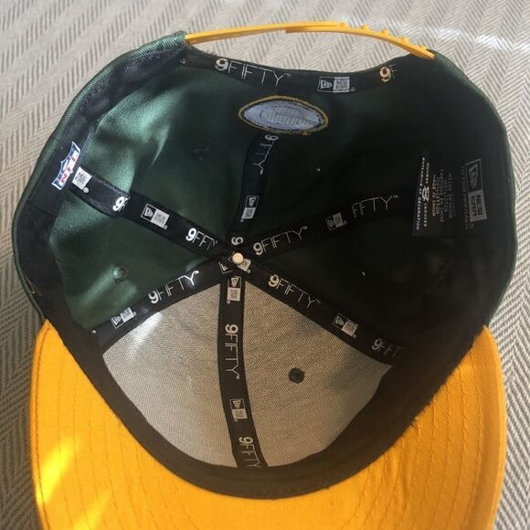 NFL GREEN Bay Packers cap. New Era 9 fifty SnapBack RN 11493, CA 40289 USED - Picture 4 of 8